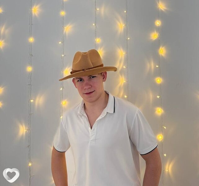 Александр, 20, Иркутске — анкета №3612747