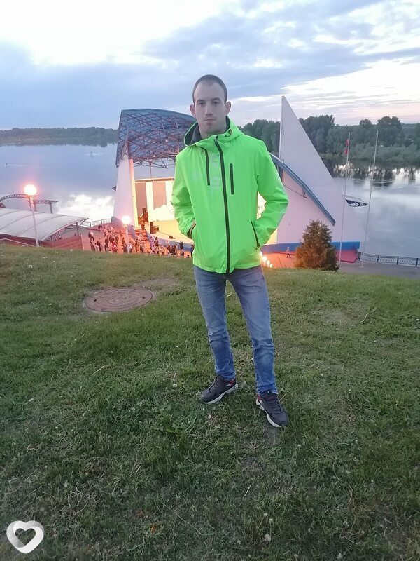 Aleksandr, 29, Речице — анкета №3612763