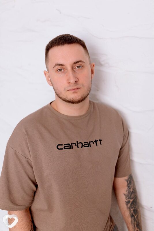 Артем, 24, Барановичах — анкета №3612911