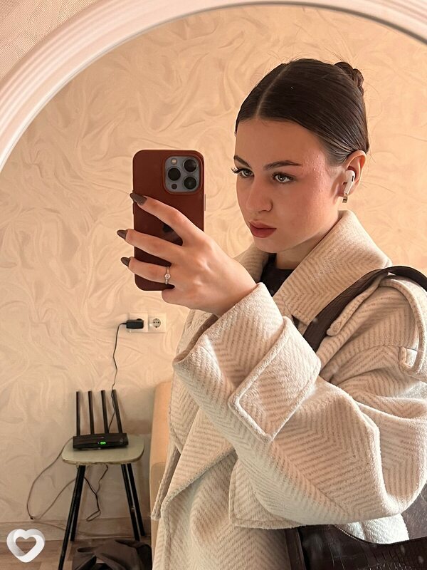 Катя, 19, Луганске — анкета №3613418