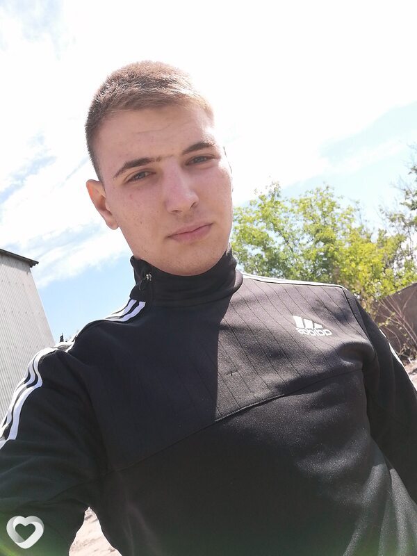 Дмитрий, 26, Новошахтинске — анкета №3613227