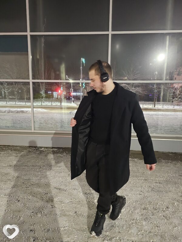 Олег, 21, Великом Новгороде — анкета №3613897