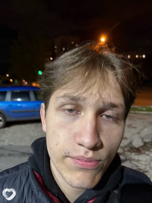 Артам, 18, Москве — анкета №3614489