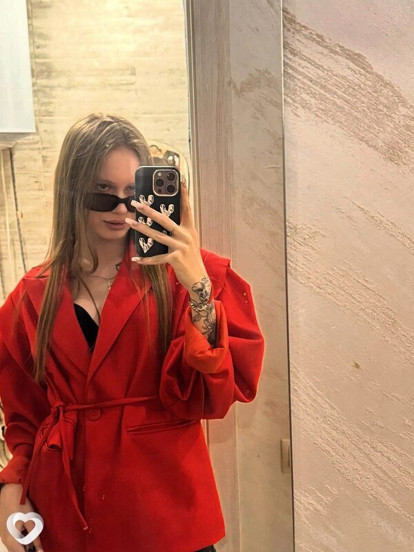 Юля, 22, Барнауле — анкета №3614599