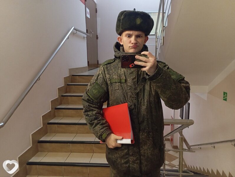 Иван, 19, Саратове — анкета №3616339