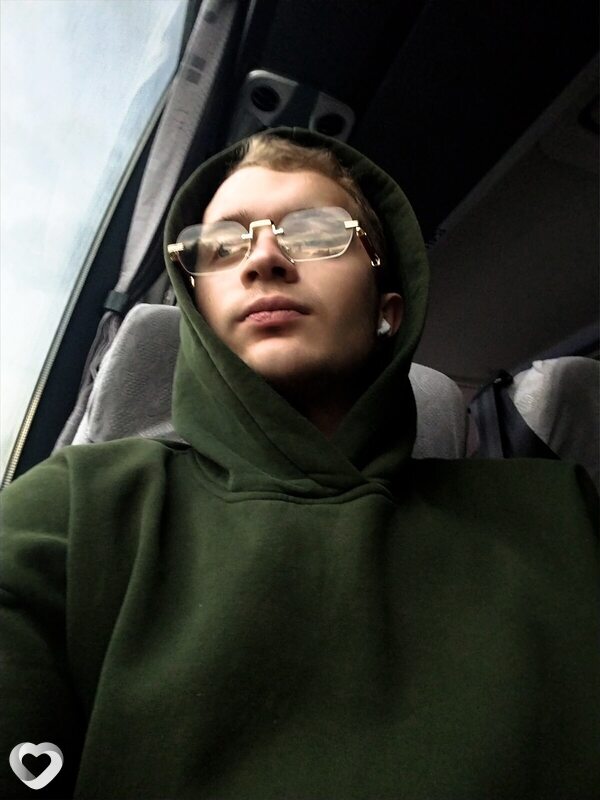 Александр, 22, Красноярске — анкета №3616711
