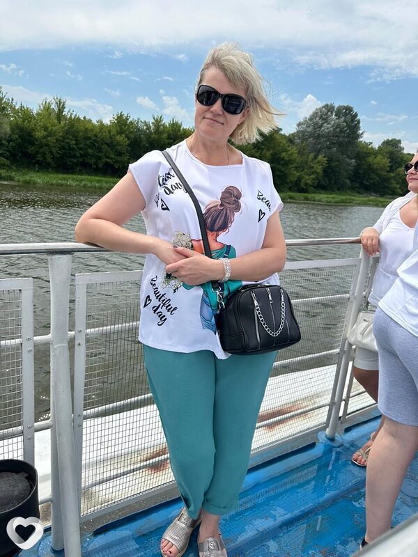 Лена, 45, Лисках — анкета №3617028