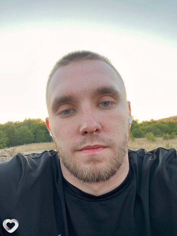 Артем, 27, Ангарске — анкета №3617262