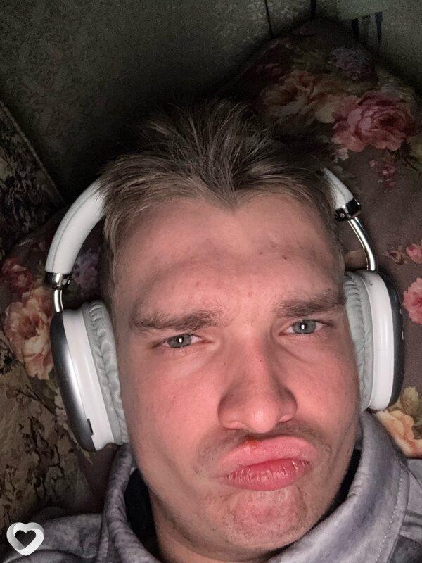 Павел, 21, Астрахани — анкета №3618603