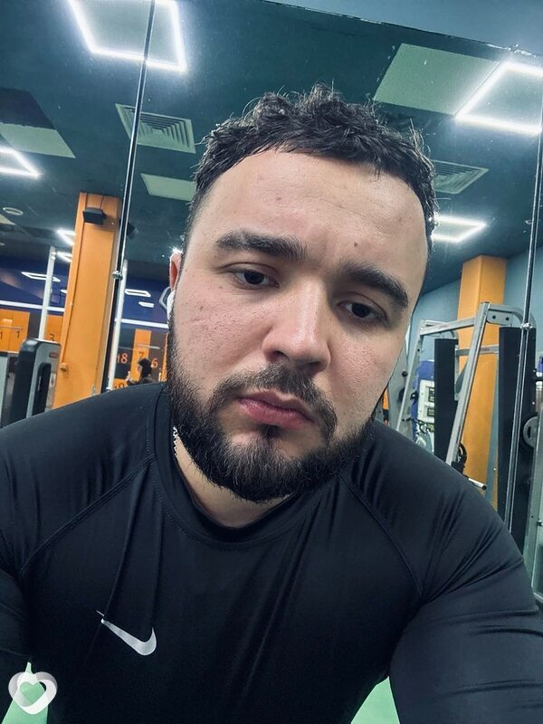 Олег, 24, Черновцах — анкета №3620357