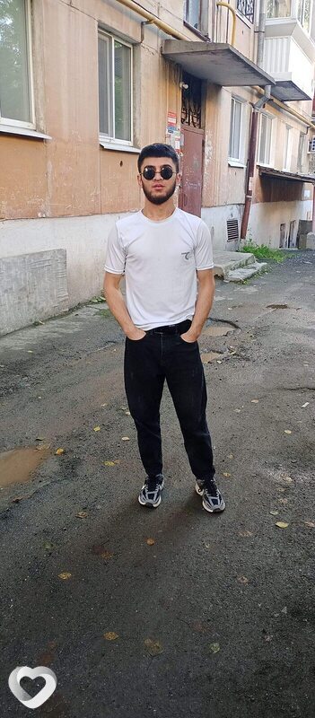 Алик, 27, Екатеринбурге — анкета №3620433