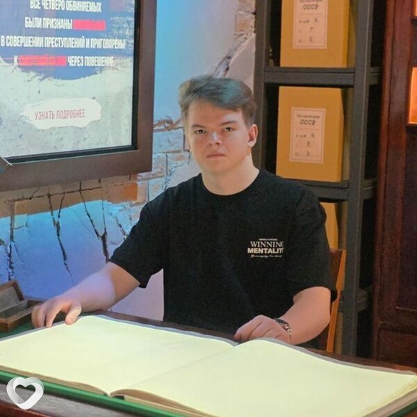 Константин, 18, Орёл — анкета №3620310