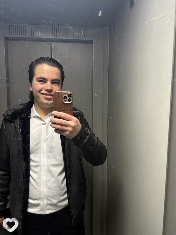 Тома, 21, Москве — анкета №3621688