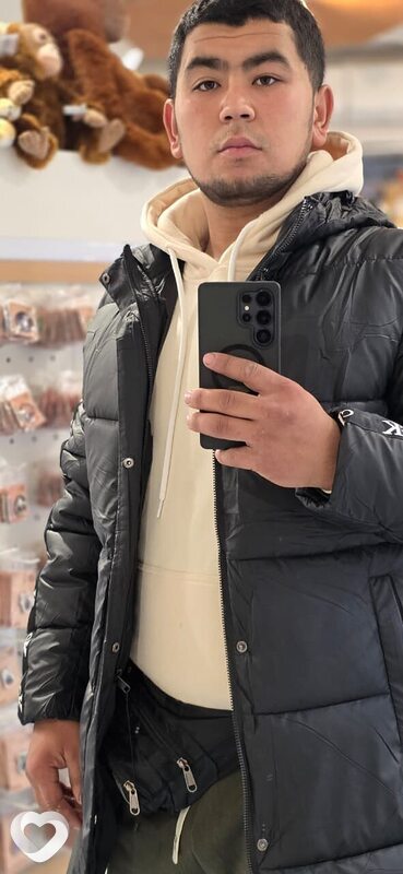 Эрик, 23, Москве — анкета №3623237