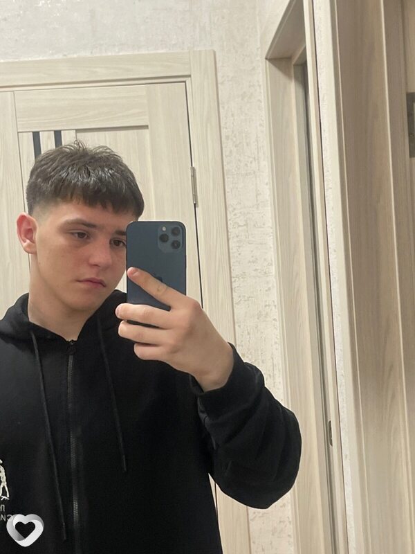Даня, 19, Ростове-на-Дону — анкета №3623140