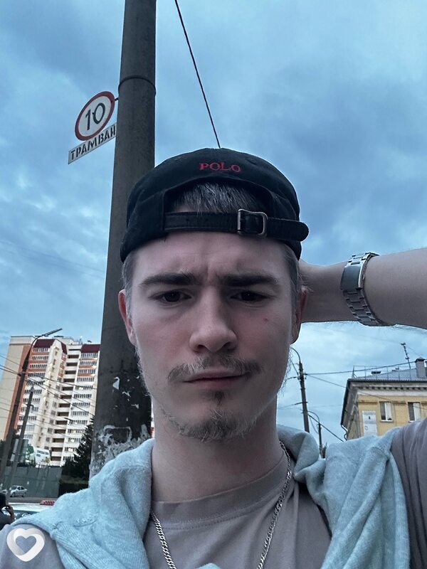 Денис, 24, Орёл — анкета №3623982
