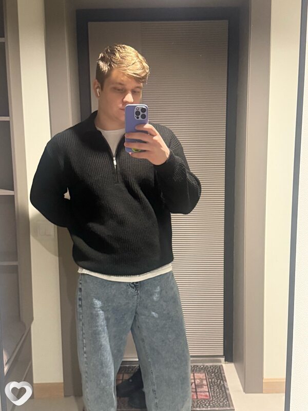 Максим, 28, Тамбове — анкета №3623886