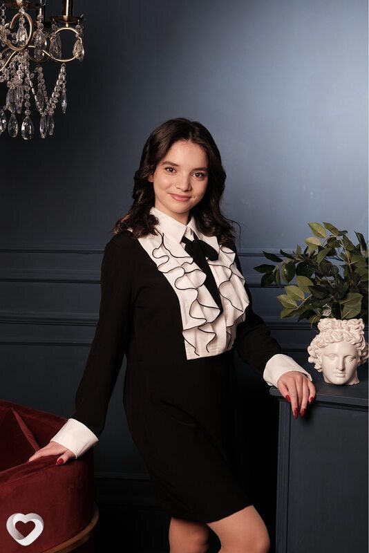Аделина, 21, Уфе — анкета №3623853