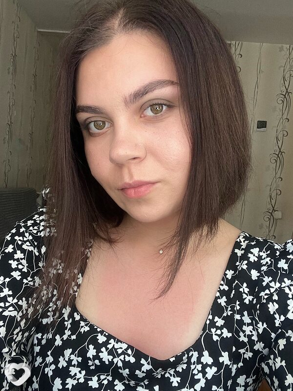 Анастасия, Столбцы