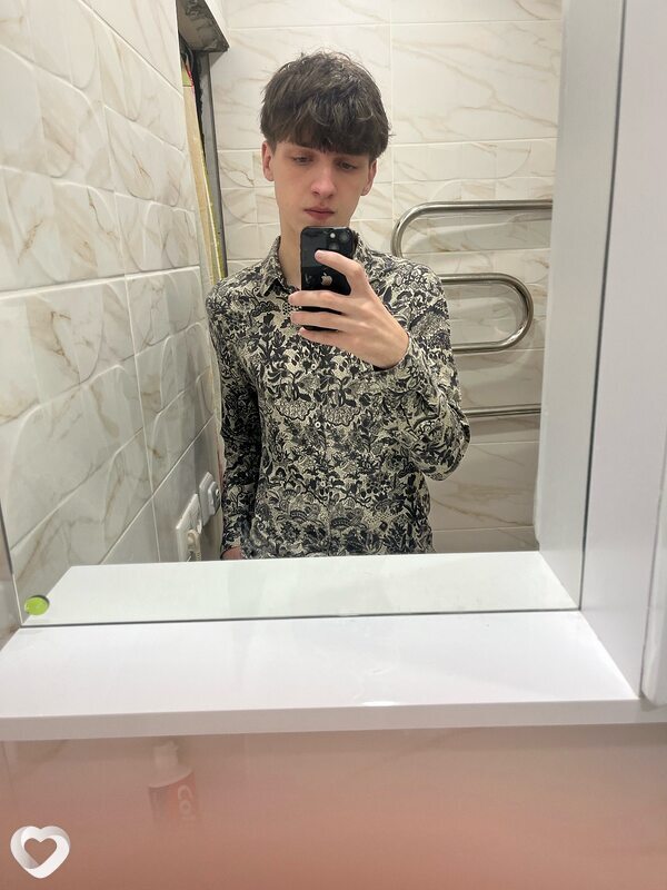 Дмитрий, 21, Смоленске — анкета №3624760