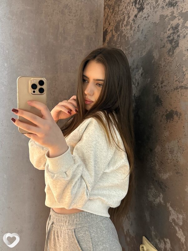 Вика, 21, Челябинске — анкета №3625095