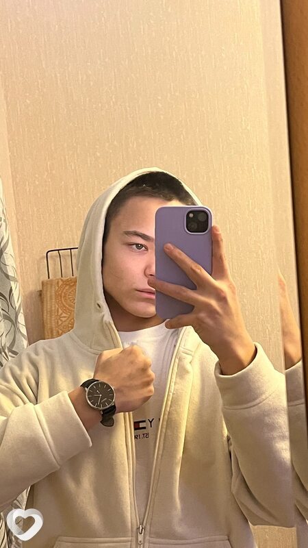 Kirill, 18, Нефтеюганске — анкета №3625176