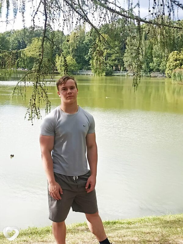 Дмитрий, 18, Королёв — анкета №3625586