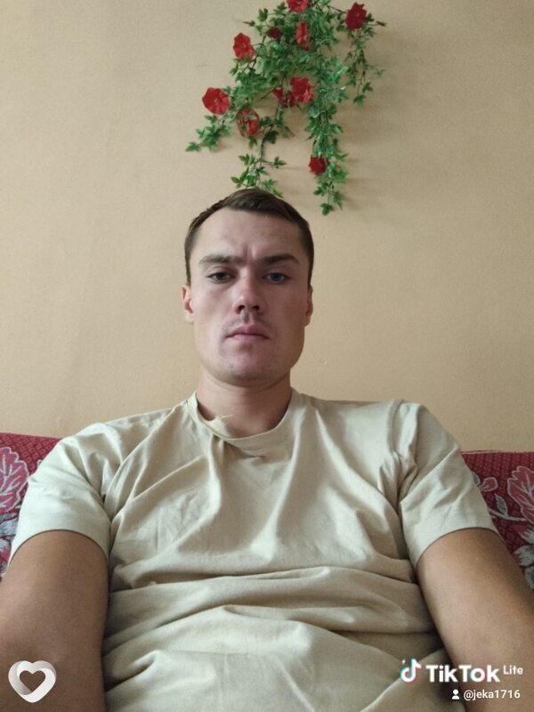 Евгений, 31, Харцызске — анкета №3626041