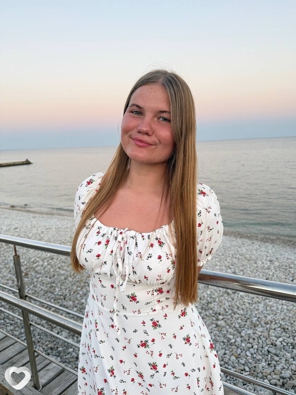 Настя, 20, Москве — анкета №3627147