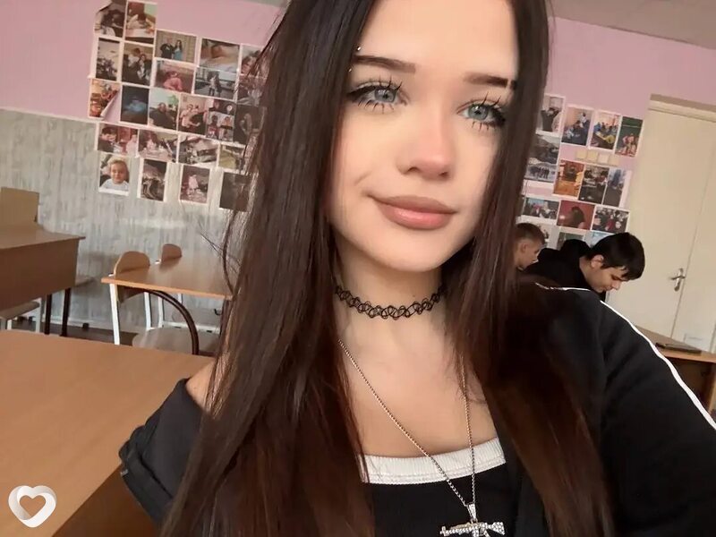 𝓔𝓵𝓮𝓷𝓪, 19, Иркутске — анкета №3627367
