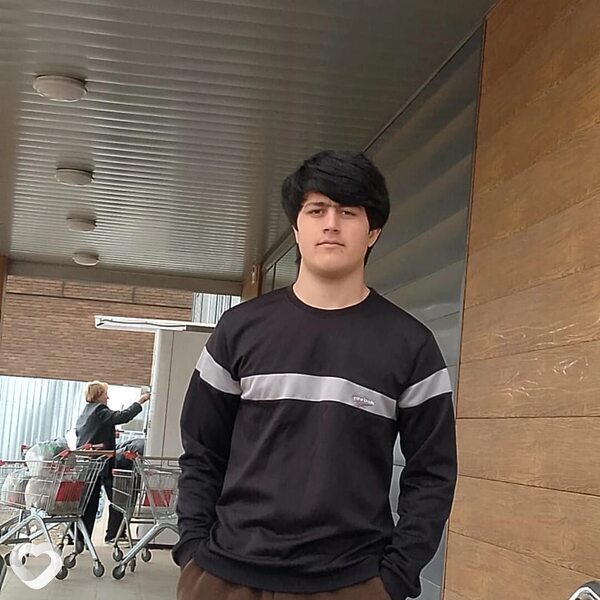 Зайнидин, 19, Москве — анкета №3627552