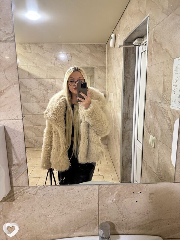 Арина, 20, Витебске — анкета №3628124