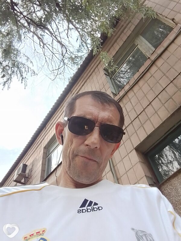 Олег, 41, Гукове — анкета №3628285