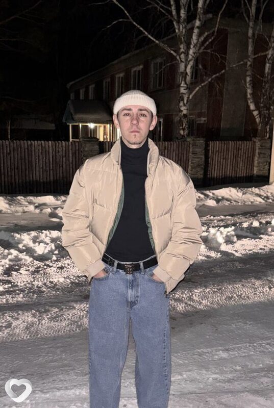 Пётр, 21, Барнауле — анкета №3628571