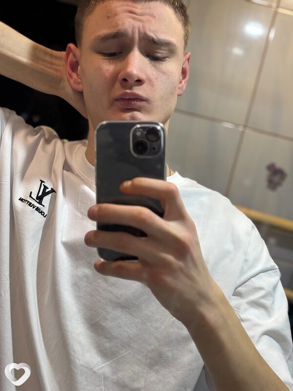Вадим, 18, Ярославле — анкета №3628836