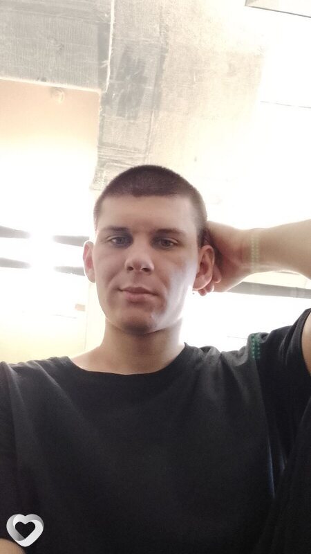 Глеб, 21, Владивостоке — анкета №3628686