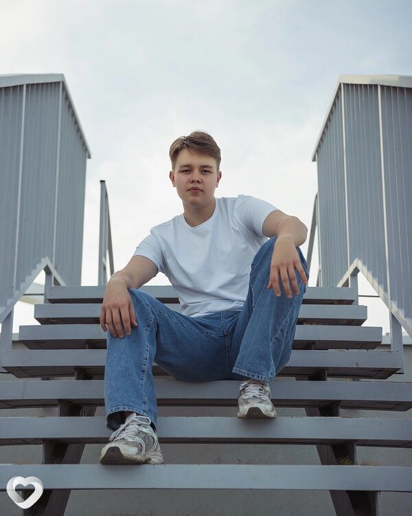 Богдан, 19, Воткинске — анкета №3629493