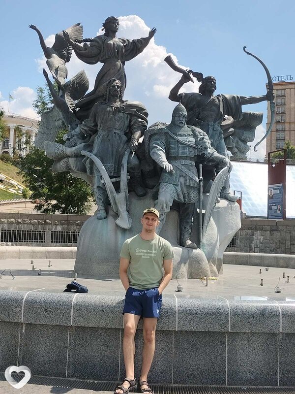 Богдан, 18, Киеве — анкета №3629981