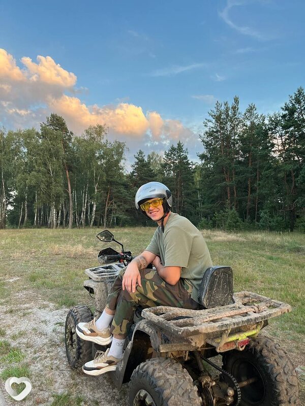 Artem, 25, Бобруйске — анкета №3629686