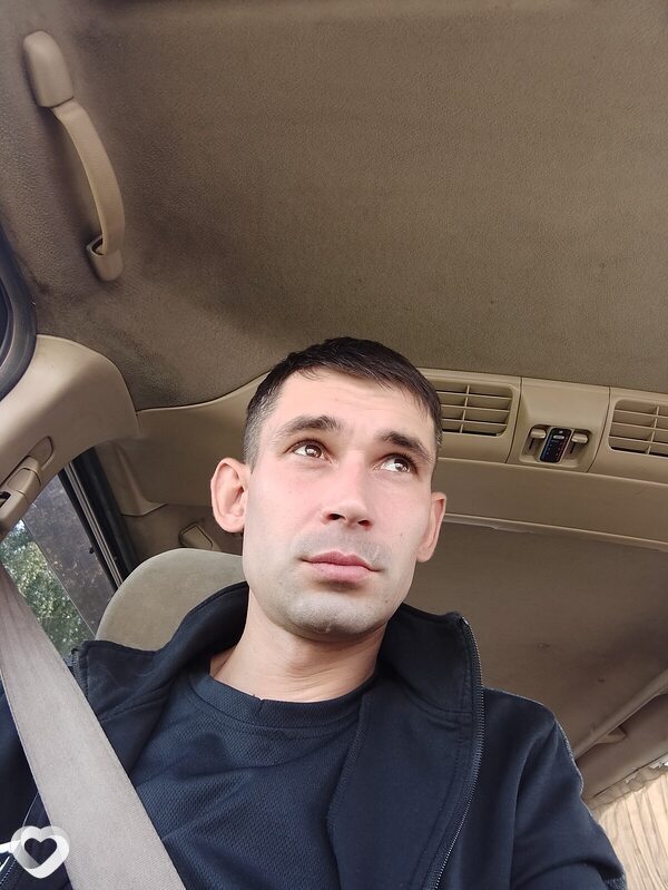 Артём, 33, Новоалтайске — анкета №3629882