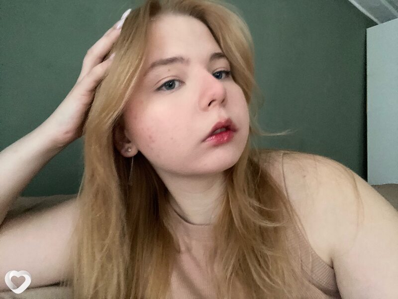 Оля, 21, Ростове-на-Дону — анкета №3630453