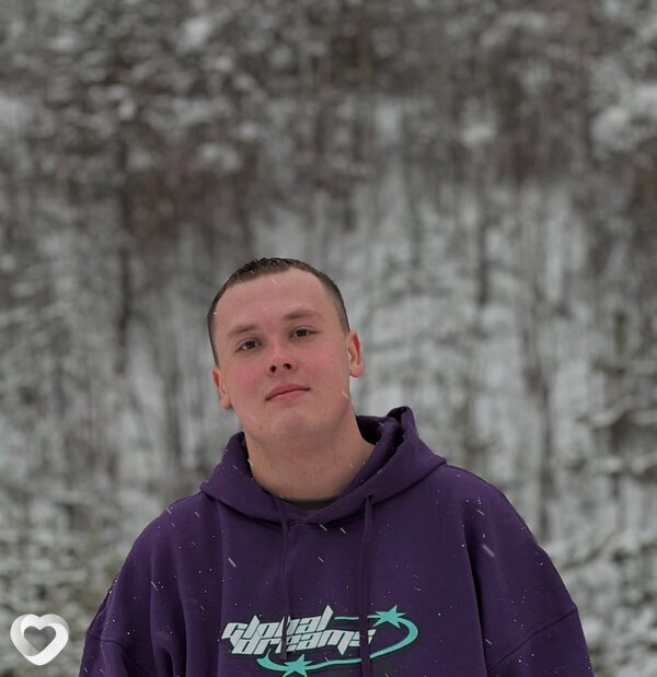 Максим, 21, Улан-Удэ — анкета №3631563