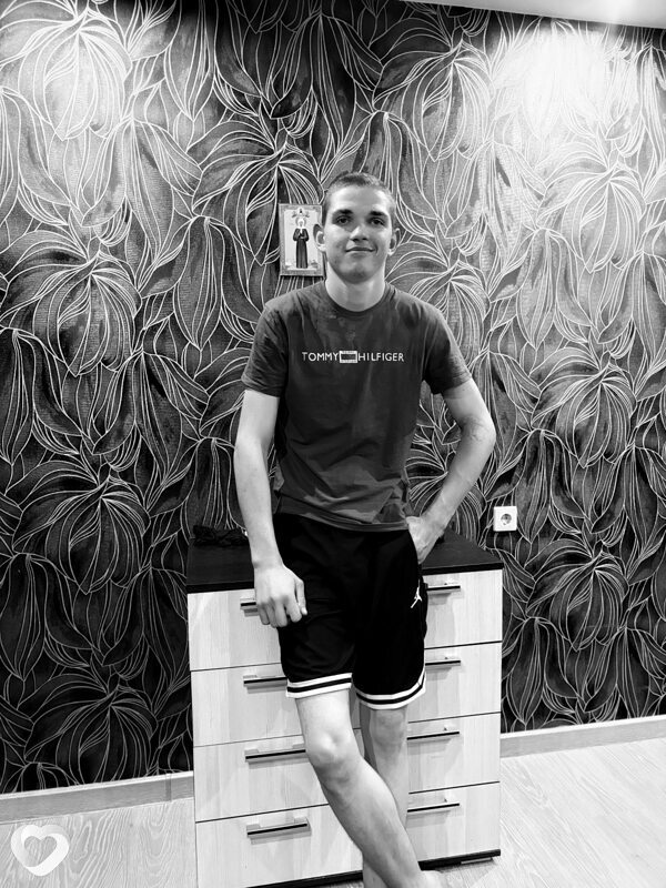 Александр, 22, Волгограде — анкета №3631735