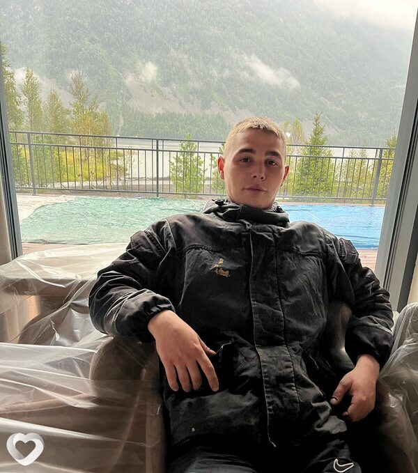 Станислав, 23, Бийске — анкета №3631770