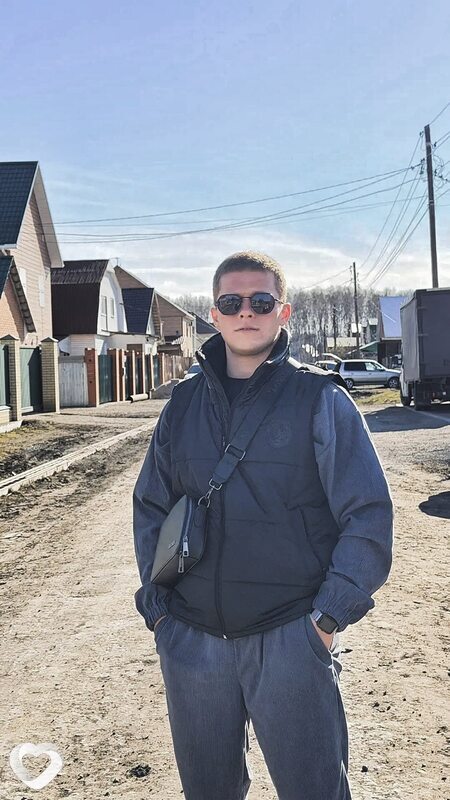 Александр, 25, Омске — анкета №3632080