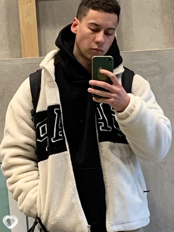 Артур, 26, Казани — анкета №3632835