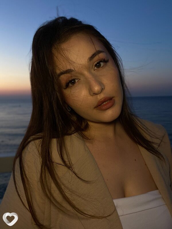 Диана, 21, Краснодаре — анкета №3633375