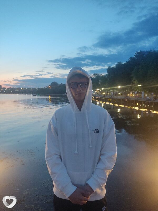 Михаил, 22, Воронеже — анкета №3634372