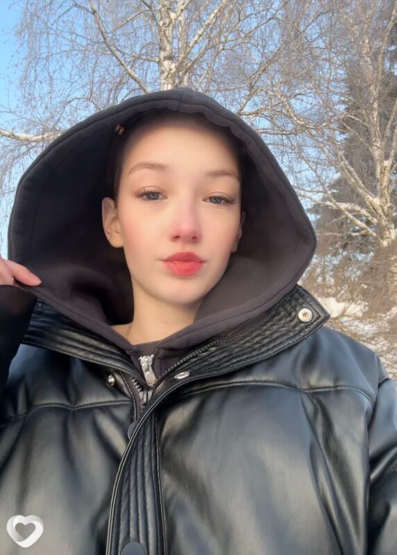 Лилия, 23, Кирове — анкета №3634698