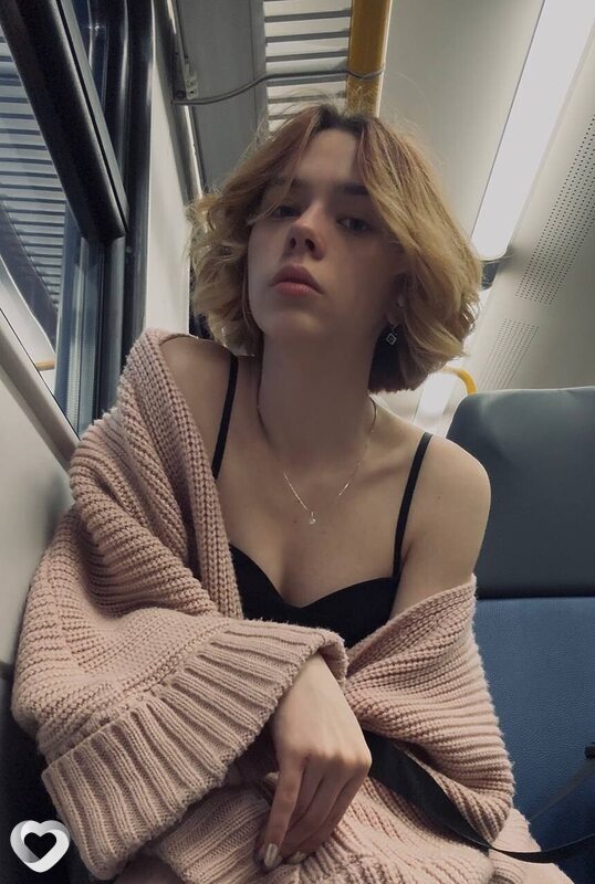 Юля, 21, Москве — анкета №3634687